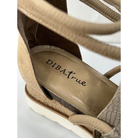 Diba True Green Clover Snakeskin Print Platform Wedge Beige Gold Size 12 NIB - Picture 6 of 8